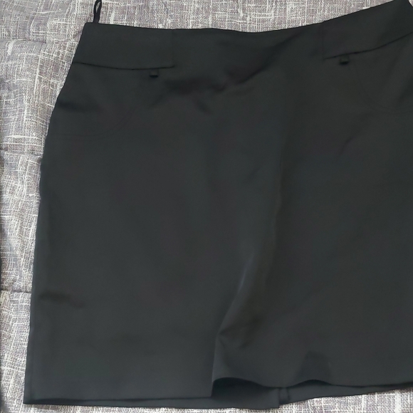 Women Suit - Picture 4 of 14